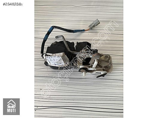 Honda accord sol arka kapı kilidi