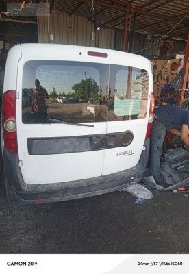 Doblo bagaj kapağı