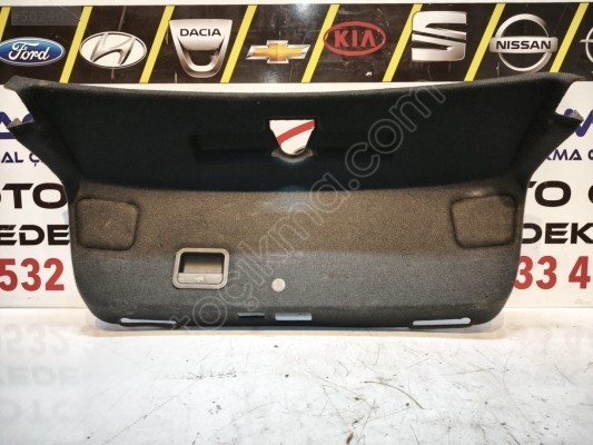 AUDİ A6 4G BAGAJ KAPAGI DÖŞEME