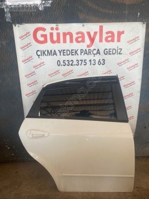 FIAT LINEA SAĞ ARKA KAPI