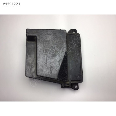 Mazda 323 Sigorta Body Beyni