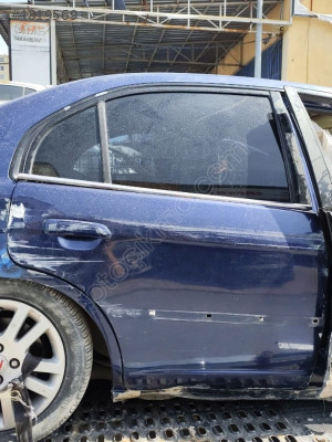 HONDA CİVİC VTEC 2 SAĞ ARKA KAPI