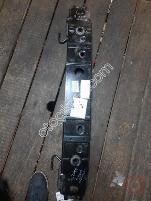 MAZDA 2 ÖN TAMPON DEMİRİ