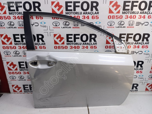 TOYOTA COROLLA SAĞ ÖN KAPI ÇIKMA ORİJİNAL PARÇA