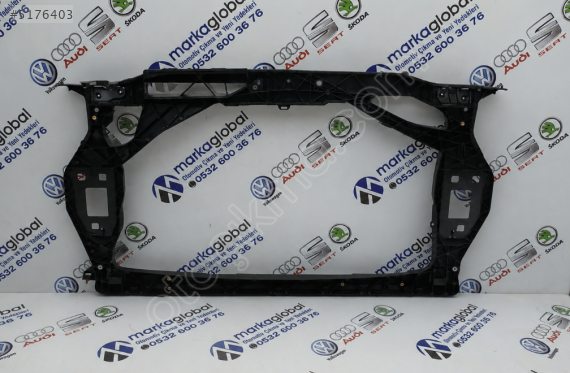 8U0805594F AUDİ Q3 ÖN PANEL 2012-2014