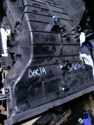 DACİA SPRİNG KALORİFER KUTUSU