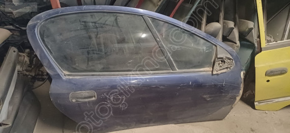 OPEL TİGRA SAĞ ÖN KAPI