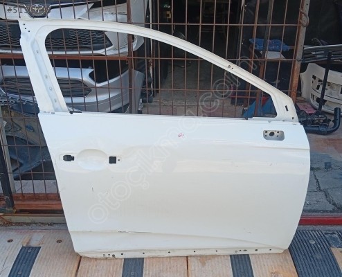 Renault Clio 5 Sağ Ön Kapı Orijinal Çıkma