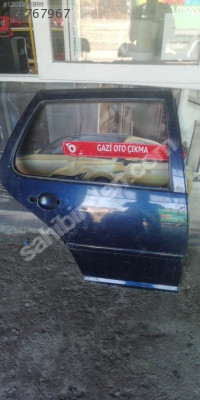 VOLKSWAGEN GOLF 4 SAĞ ARKA KAPI