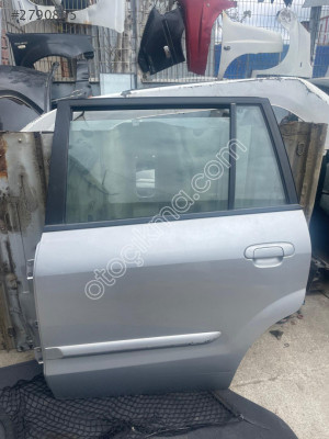 Mazda premacy orjınal çıkma sol Arka kapı
