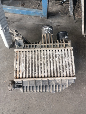 TOYOTA AVENSİS 2.0 İNTERCOOLER