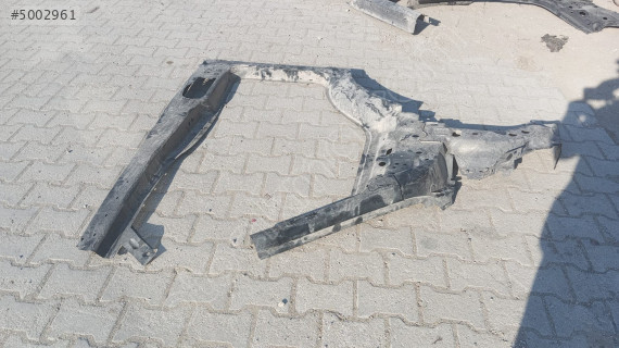 Ford Transit V363 Sol kapı yuvası