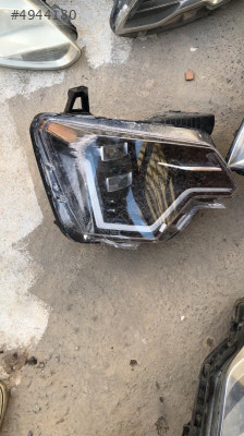 Kia niro Orjinal çıkma sağ far