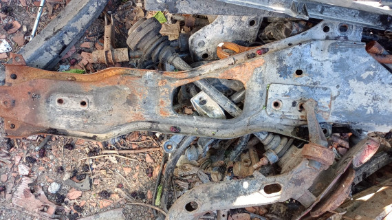 ford transit motor traversi kolu