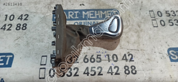ÇIKMA AUDİ A4 VİTES TOPUZU