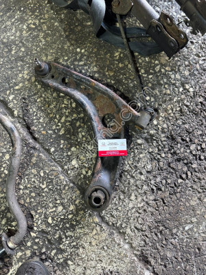 Toyota Yaris sağ sol alt tapla