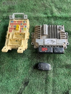 HYUNDAİ İ20 BEYİN SET
