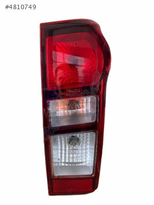 İSUZU DMAX 12-17 LEDSİZ TİP SAĞ STOP LAMBASI