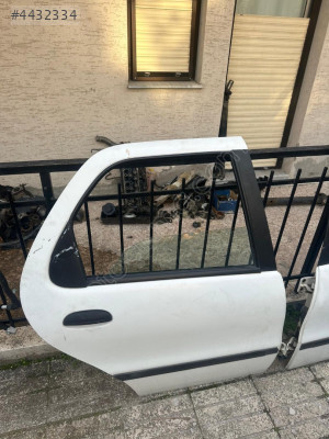 Fiat Siena sağ arka kapı dolu orijinal