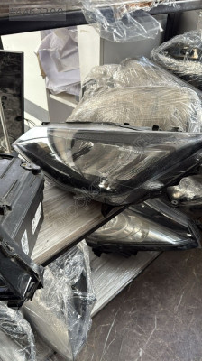 SEAT ARONA LED FAR