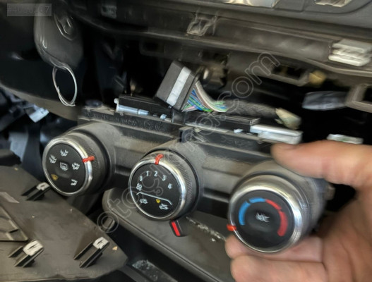 Renault Express KALORIFER-KLİMA KONTROL PANELİ