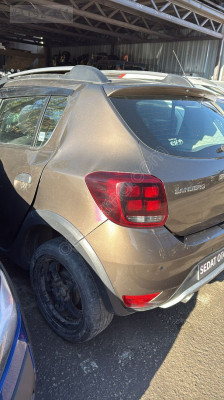 Dacia sandero sol arka çamurluk