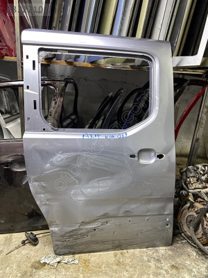 OPEL COMBO E SAĞ SÜRGÜLÜ KAPI ÇIKMA ORJİNAL