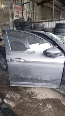 RENAULT MEGANE SAĞ ÖN KAPI ÇIKMA