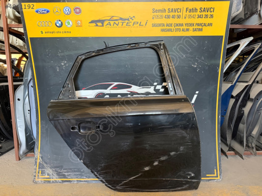 AUDİ A4 SAĞ ARKA KAPI 2008-2015 ÇIKMA ORİJİNAL