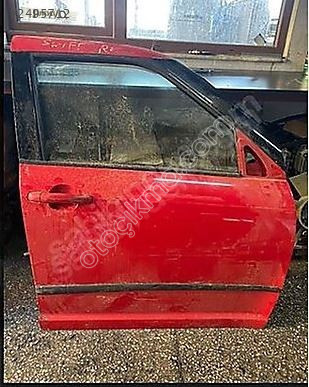 Suzuki swift çıkma kapı orjinal