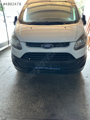Ford custom ön tampon dolu