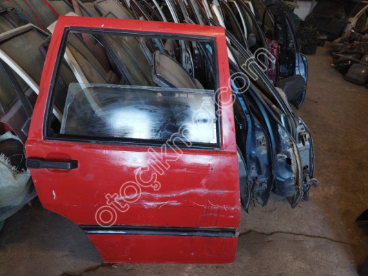 Fiat uno çıkma sağ arka kapı