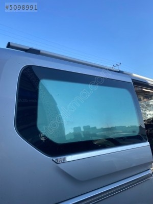 FORD TRANSİT CUSTOM SAĞ ARKA CAM