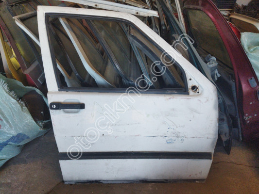 Fiat uno çıkma sağ ön kapı