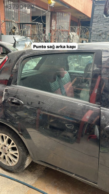 Fiat Punto Sağ Arka Kapı Çıkma