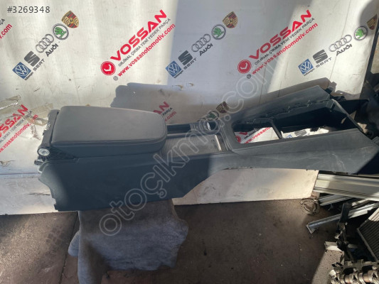 2023 Octavia 5E4863241A orta konsol Çıkma PARÇA - Volkswagen 5E4863241A Orijinal Çıkma Yedek Parça Ankara