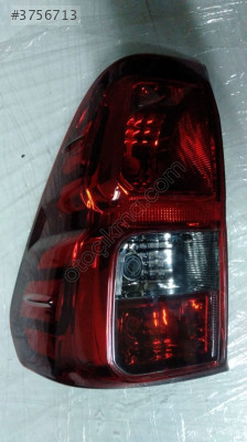 TOYOTA HİLUX 15-18 SOL STOP  LAMBASI