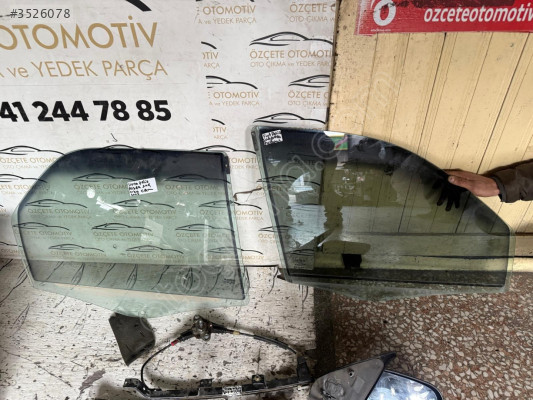 FİAT SİENA SAĞ ÖN KAPI CAMI ORJİNAL ÇIKMA