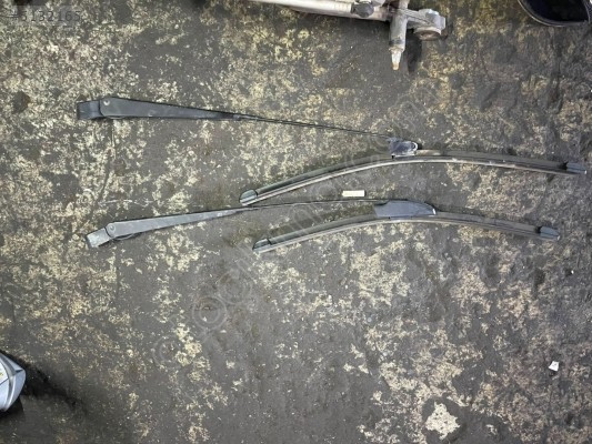FORD ESCORT SİLECEK KOLU