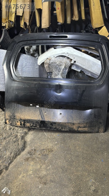 Berlingo Tepe Bagaj kapagı