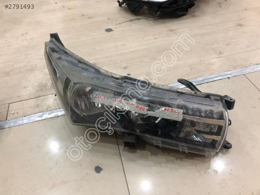 TOYOTA COROLLA 2014-2017 SAĞ FAR