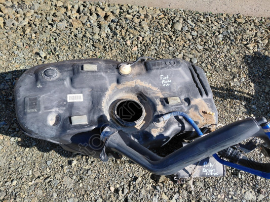 Fiat Punto Evo yakıt deposu