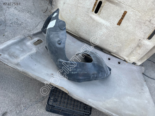 AUDİ A3 SOL ÖN DAVLUMBAZ 09050439