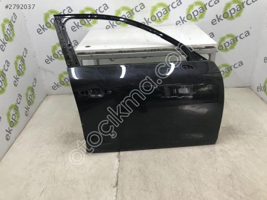 AUDI A4 2019 2023 SAĞ ÖN KAPI 8W0831052B
