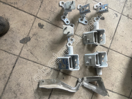 Renault clio 3 kapı menteşeleri