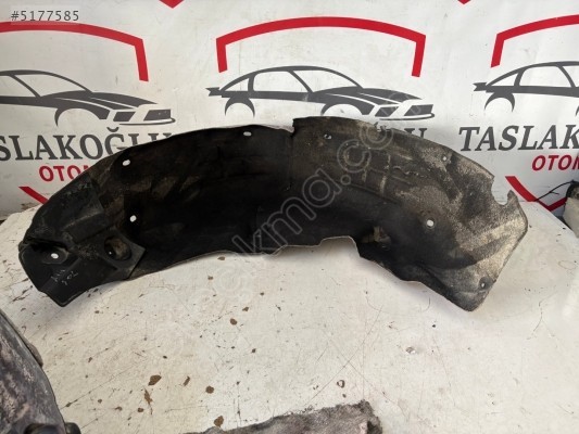 RENAULT MEGANE 4 SOL ARKA DAVLUMBAZ