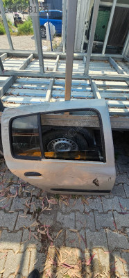 Clio 2sağ arka dolu kapı