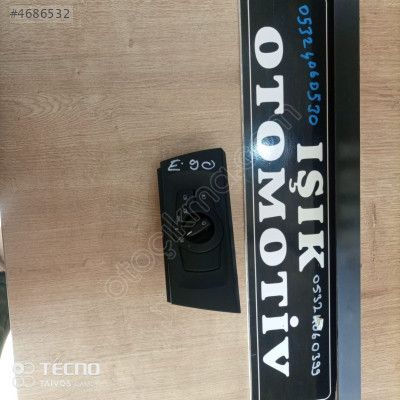 2BMW E90 FAR AYAR DÜĞMESİ 6932796