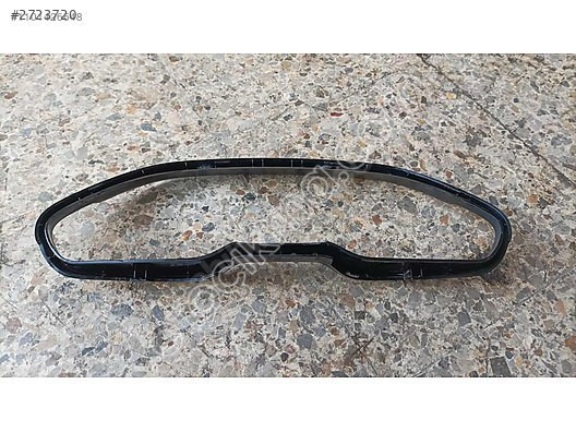Peugeot 208 gösterge panel çerçevesi