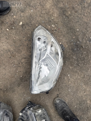 Dacia Docker sol ön far